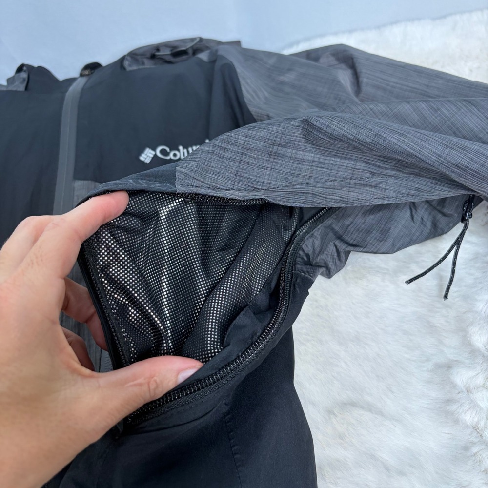 Columbia Omni-Tech Hooded Waterproof Jacket Black Grey Mens Large Utility Tech - Picture 11 of 16